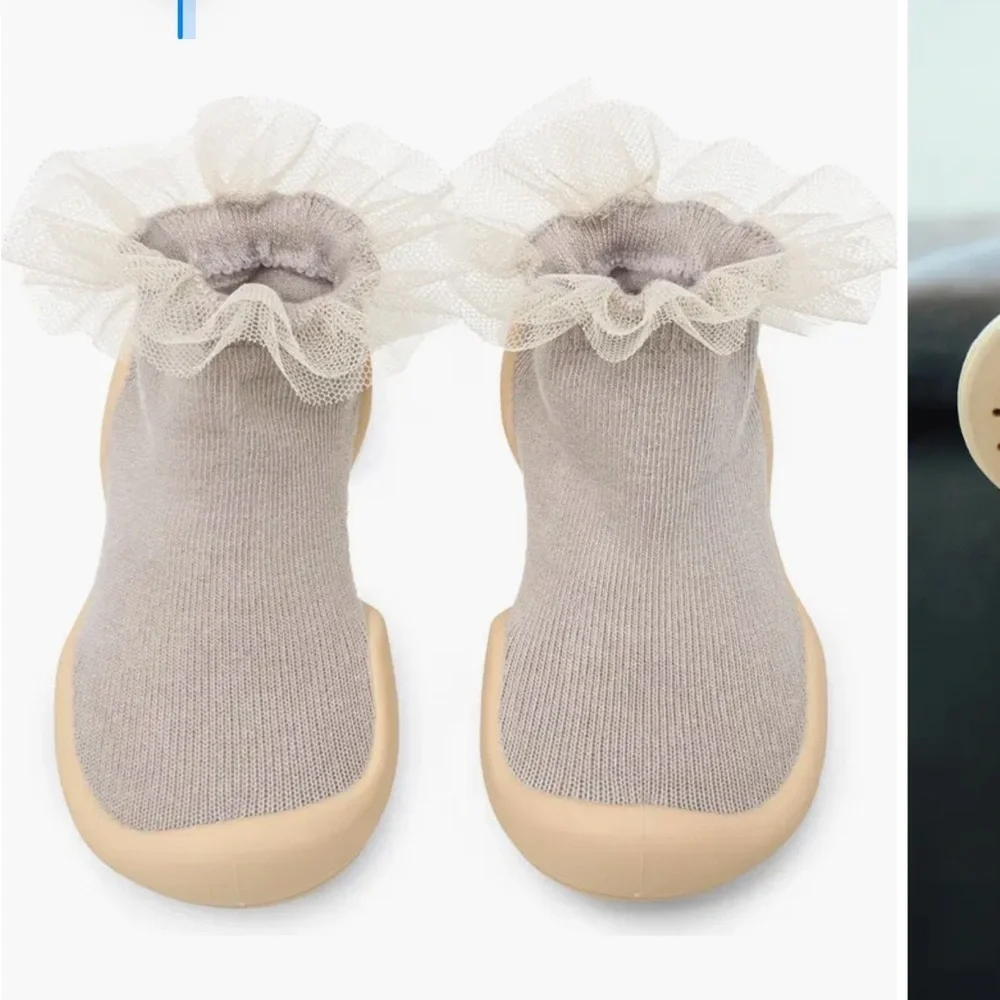Komuello Adorable Cream Ruffle Baby Socks Size 5